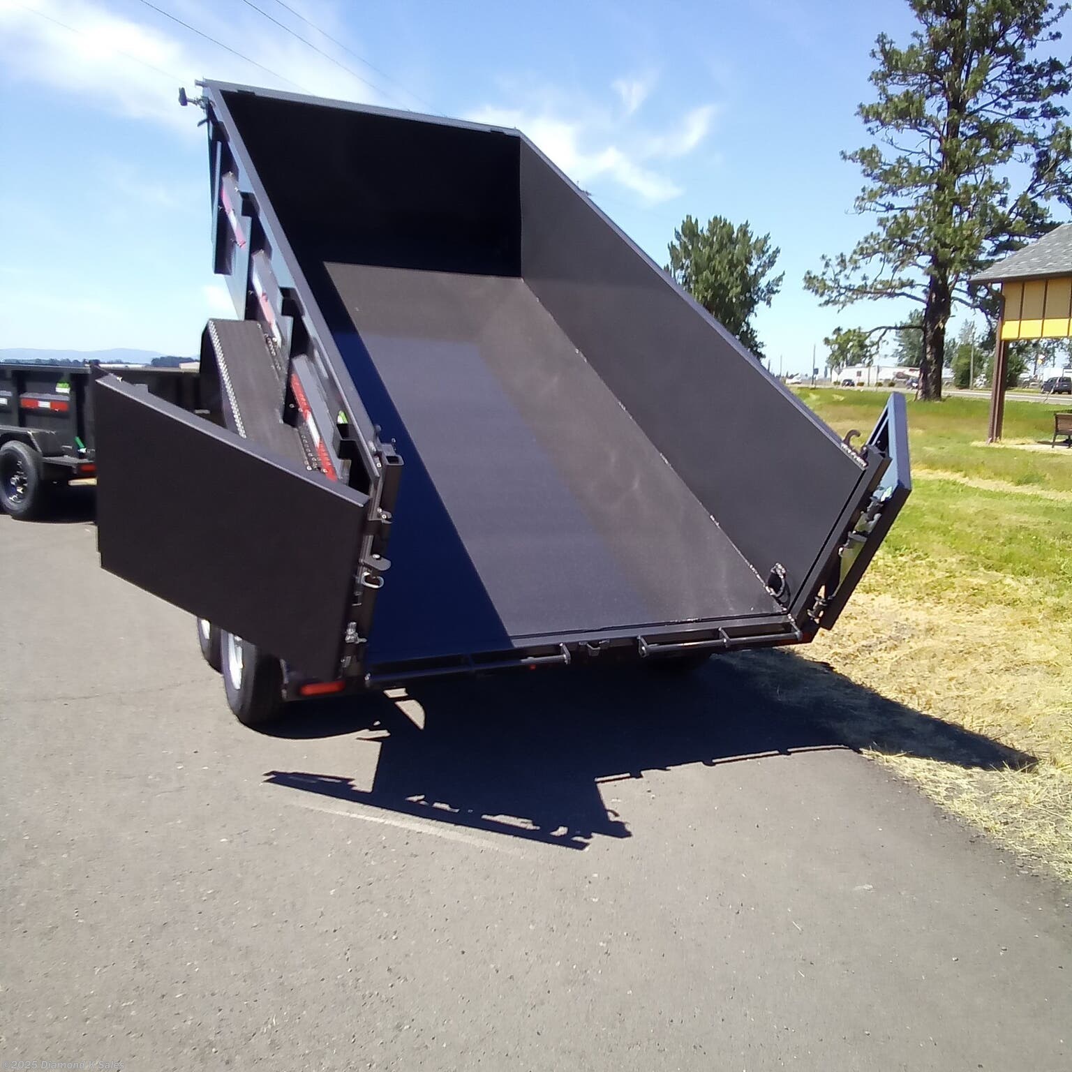 2025 Summit Trailer Cascade CD 6' X 12' 10K