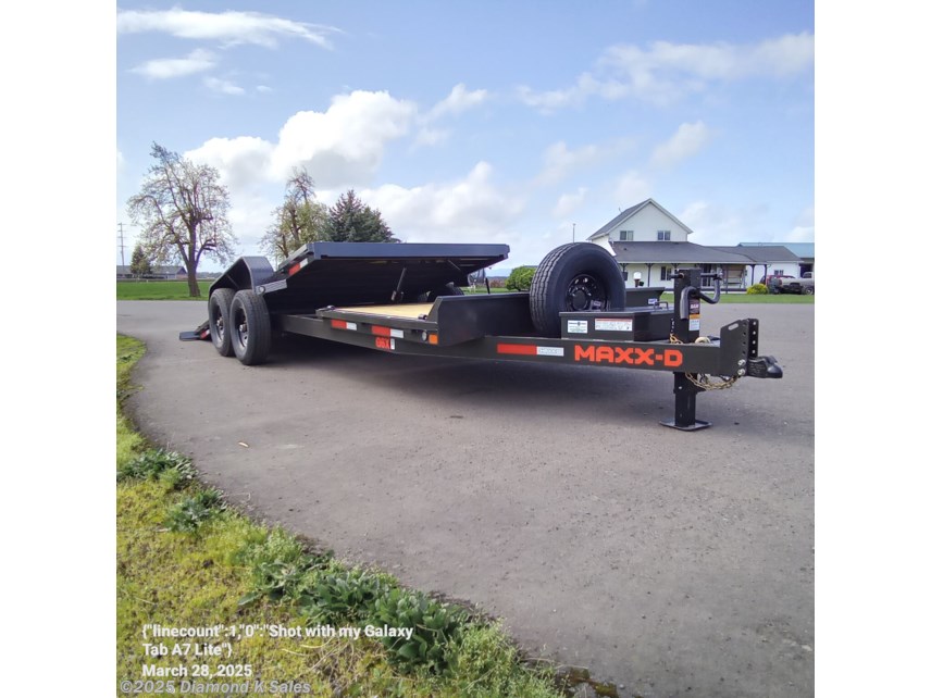 New 2025 MAXX-D G6X  83&quot; X 22&apos; 14K Split Tilt available in Halsey, Oregon