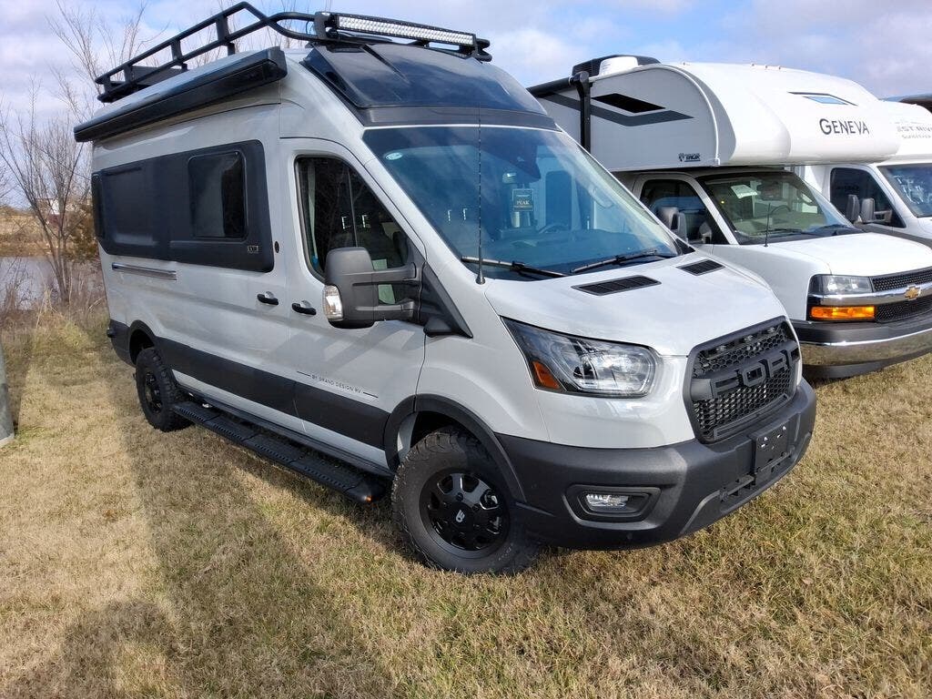 2026 Grand Design Lineage VT LVT1 - New Class C For Sale by Blue Compass RV Springfield in Strafford, Missouri