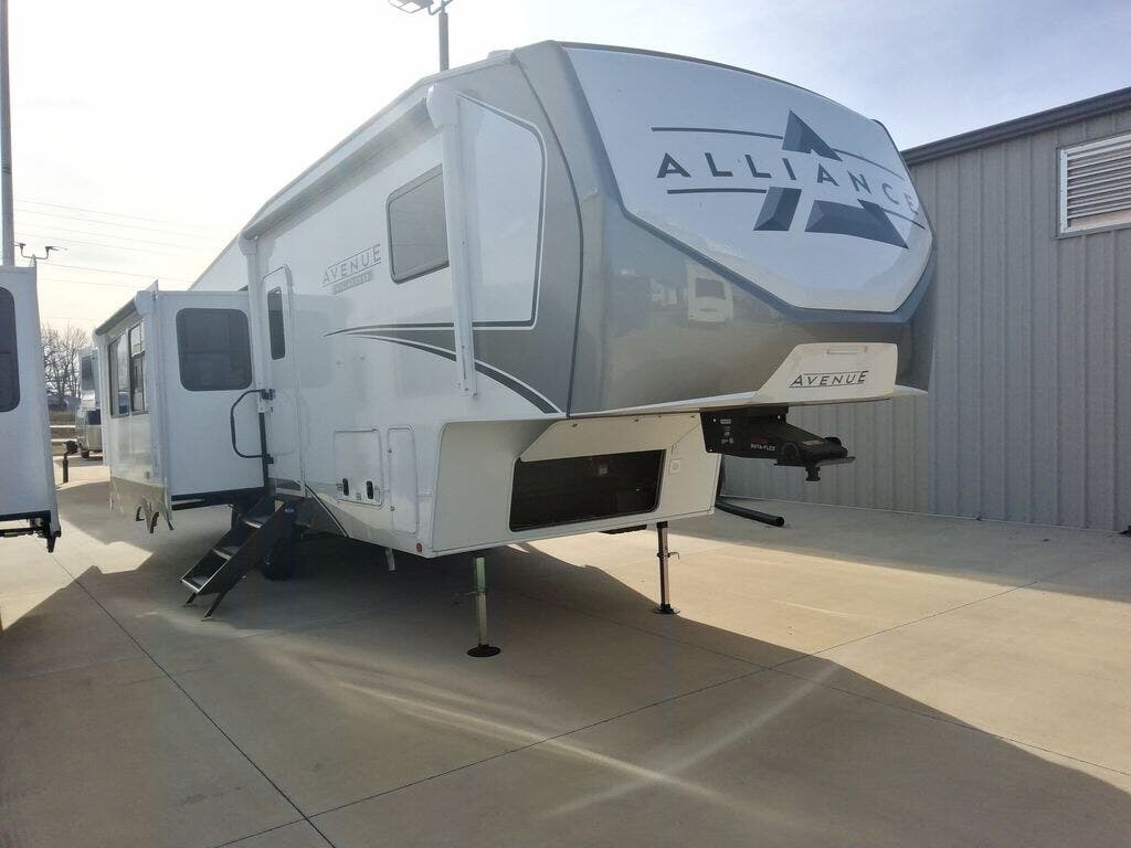 2026 Avenue All-Access 29RL by Alliance RV from Blue Compass RV Springfield in Strafford, Missouri