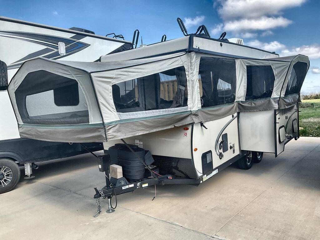 2018 Flagstaff High Wall Flagstaff Classic Hw29sc by Forest River from Blue Compass RV Springfield in Strafford, Missouri