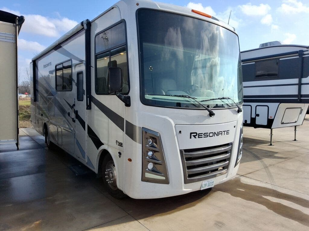 2024 Resonate 29D by Thor Motor Coach from Blue Compass RV Springfield in Strafford, Missouri