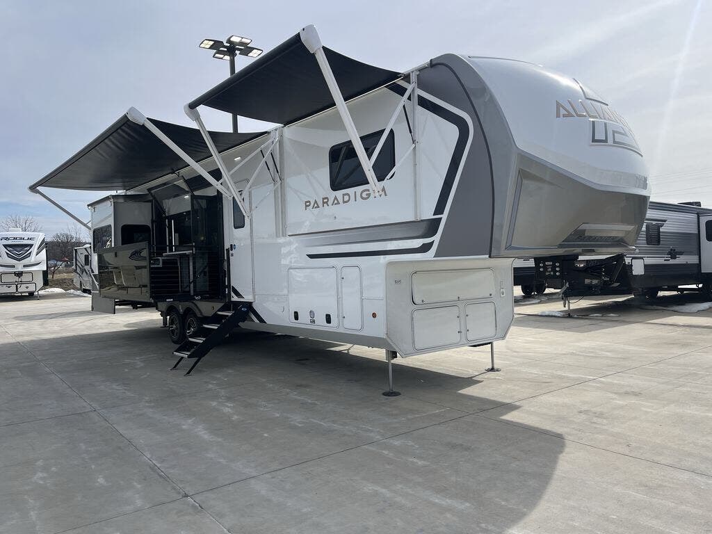 2026 Paradigm 388SP by Alliance RV from Blue Compass RV Springfield in Strafford, Missouri