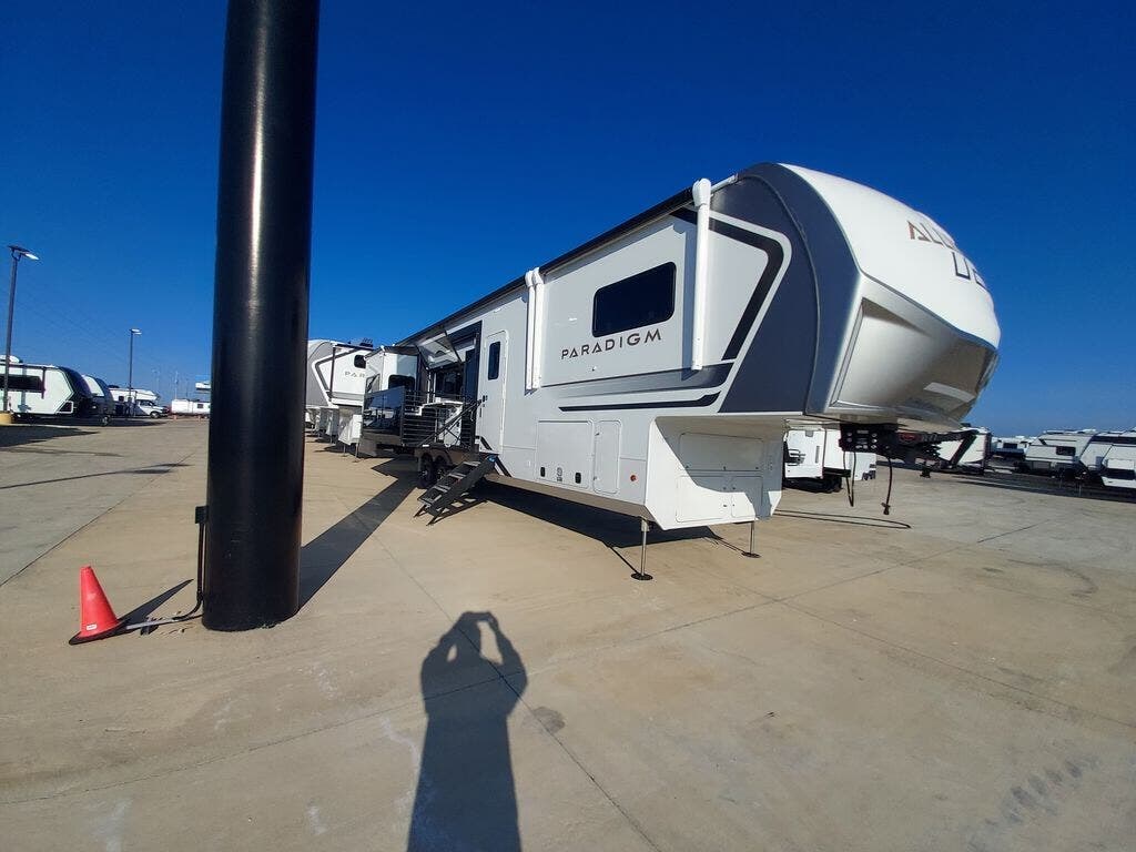 2026 Paradigm 388SP by Alliance RV from Blue Compass RV Springfield in Strafford, Missouri