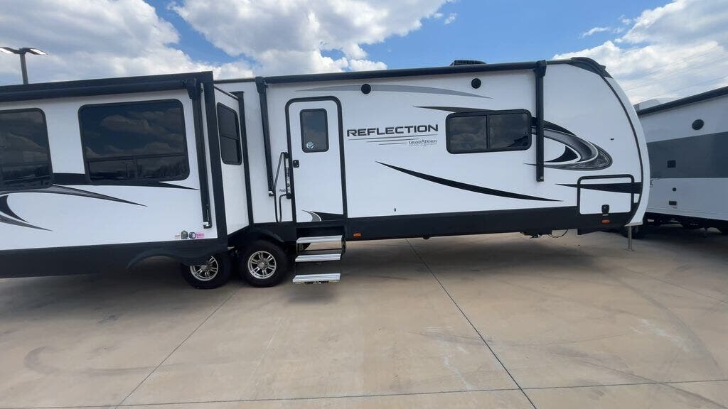Used 2022 Grand Design Reflection 315RLTS available in Strafford, Missouri
