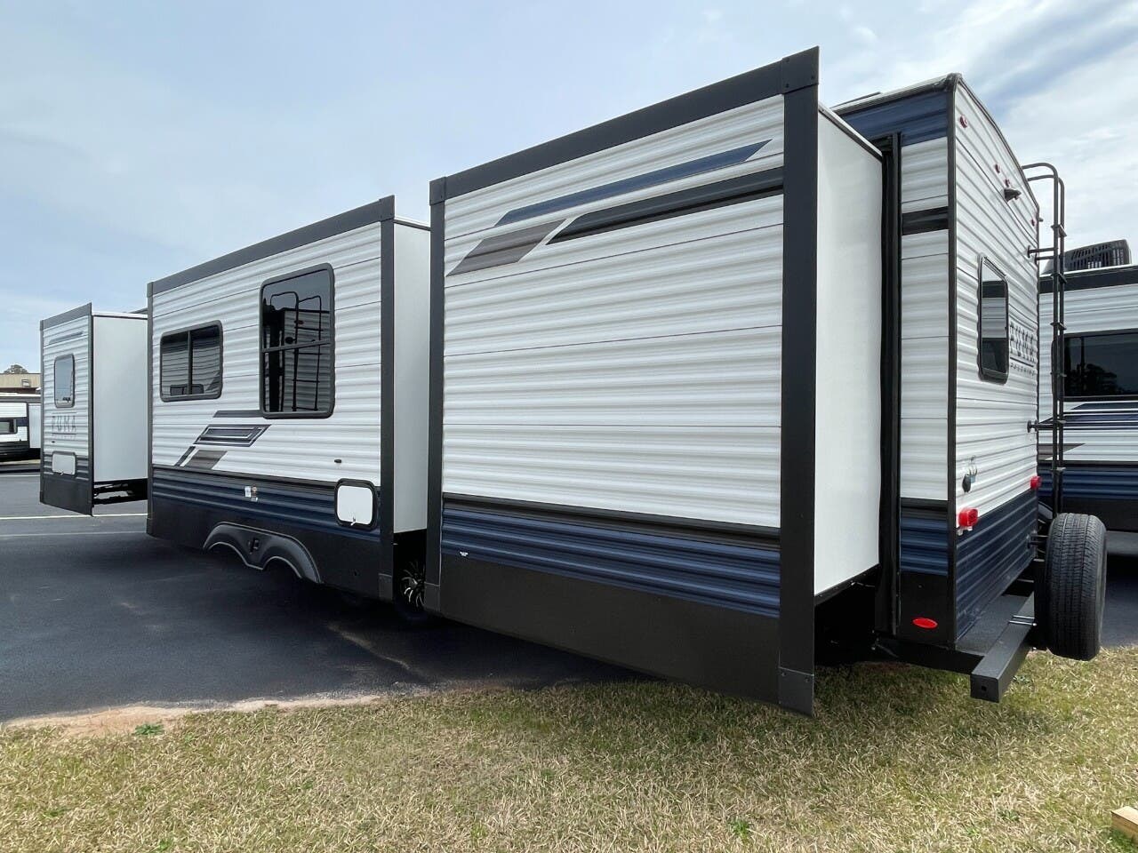 New 2026 Forest River Puma 32BHFS available in Strafford, Missouri