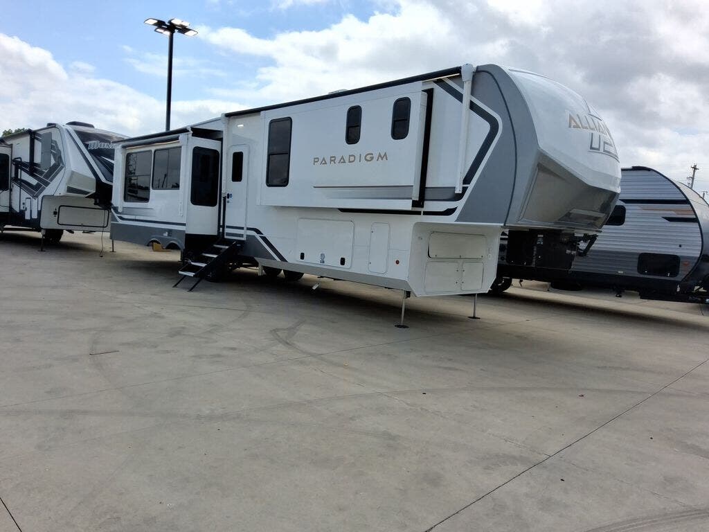 2026 Paradigm 382RK by Alliance RV from Blue Compass RV Springfield in Strafford, Missouri