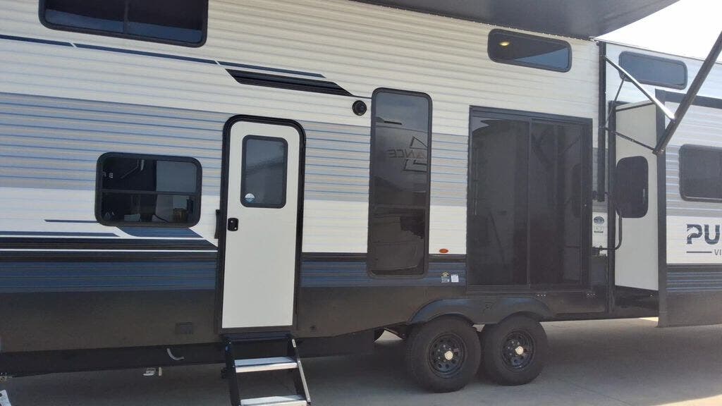 2026 Puma Vista 403LFT by Forest River from Blue Compass RV Springfield in Strafford, Missouri