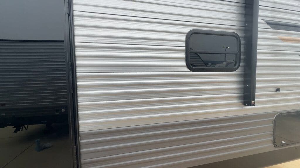 New 2027 Forest River Aurora Light 23BHS available in Strafford, Missouri