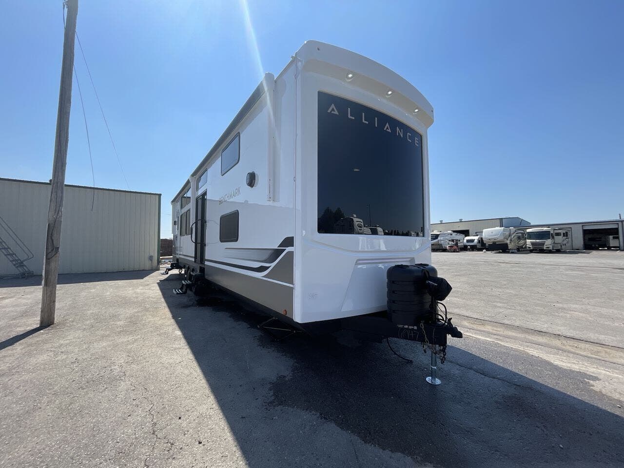 New 2026 Alliance RV Benchmark 44LFT available in Strafford, Missouri