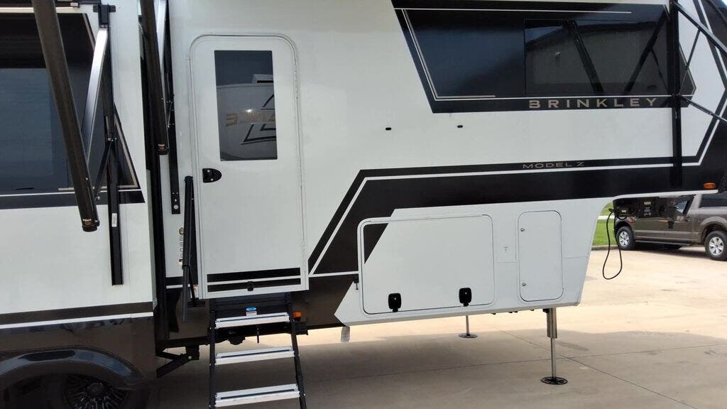 New 2027 Brinkley RV Model Z 2900 available in Strafford, Missouri