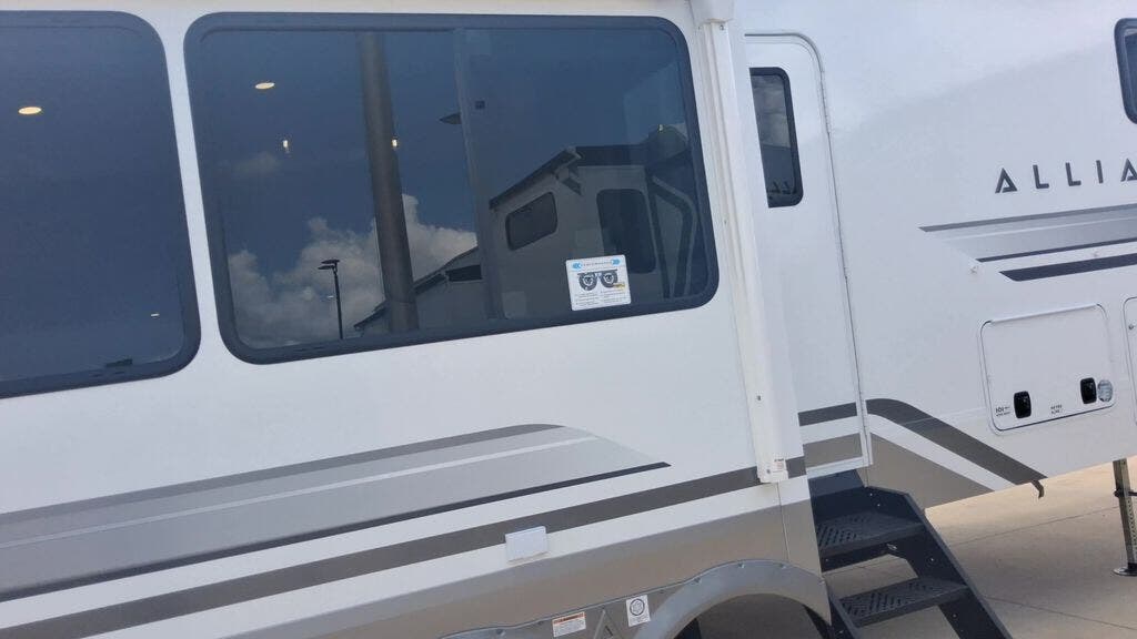 New 2027 Alliance RV Avenue All-Access 29RL available in Strafford, Missouri