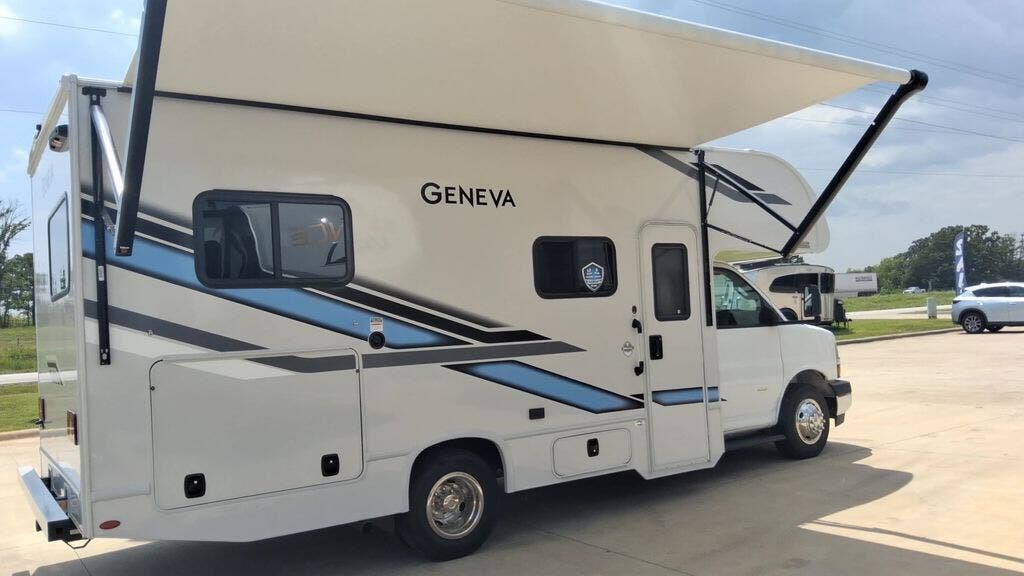 2027 Geneva 21VT Chevy by Thor Motor Coach from Blue Compass RV Springfield in Strafford, Missouri