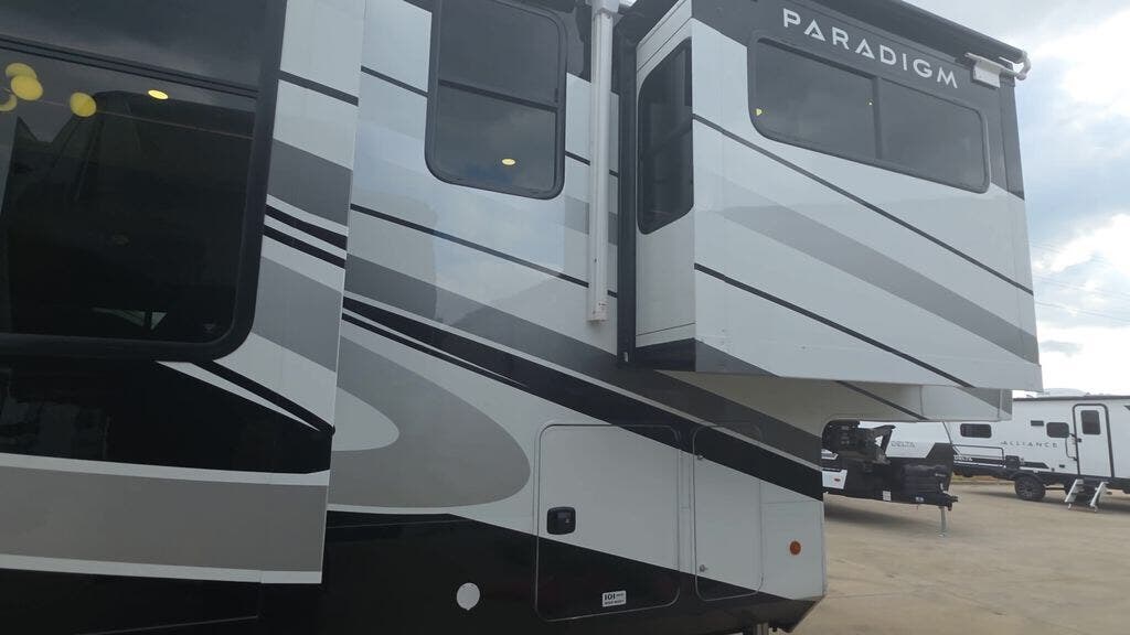 New 2027 Alliance RV Paradigm 385FL available in Strafford, Missouri