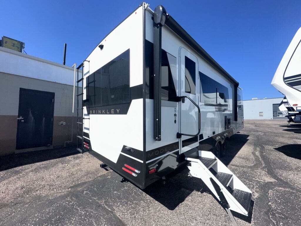 2027 Model Ix 25x by Brinkley RV from Blue Compass RV Springfield in Strafford, Missouri