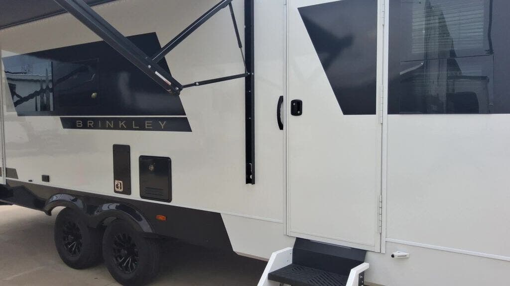 New 2027 Brinkley RV Model Ix 25x available in Strafford, Missouri