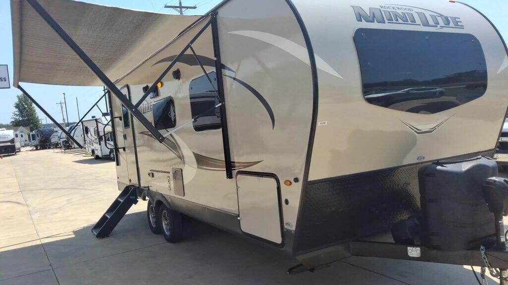Used 2020 Forest River Rockwood Mini Lite 2511S available in Strafford, Missouri