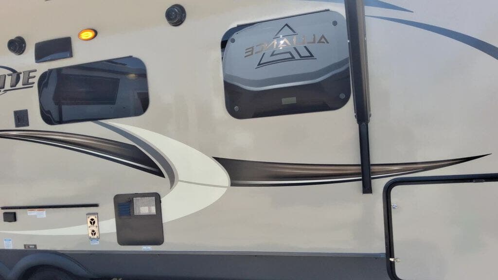 2020 Rockwood Mini Lite 2511S by Forest River from Blue Compass RV Springfield in Strafford, Missouri