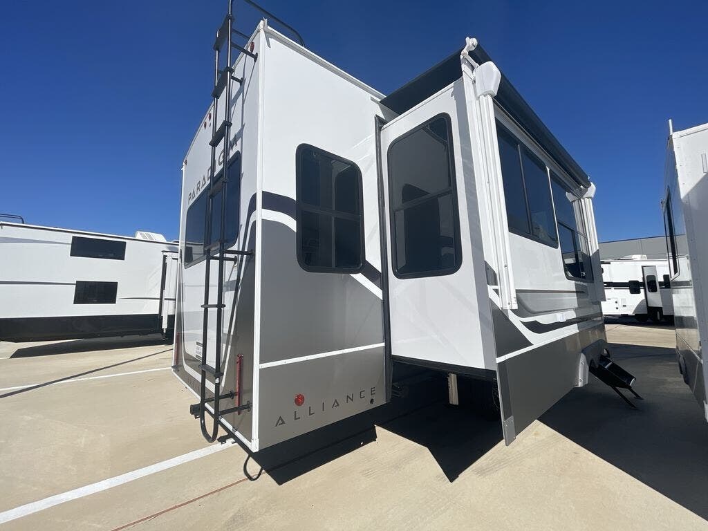 2026 Paradigm 310RL by Alliance RV from Blue Compass RV Springfield in Strafford, Missouri