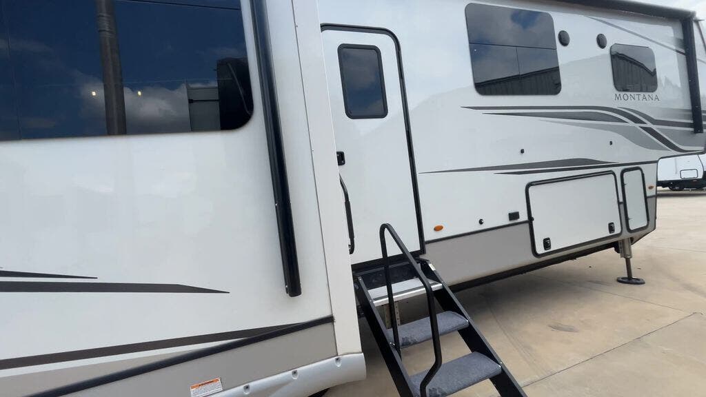 2022 Montana 3231CK by Keystone from Blue Compass RV Springfield in Strafford, Missouri