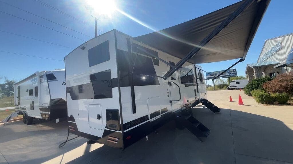 2027 Model Ix 24x by Brinkley RV from Blue Compass RV Springfield in Strafford, Missouri