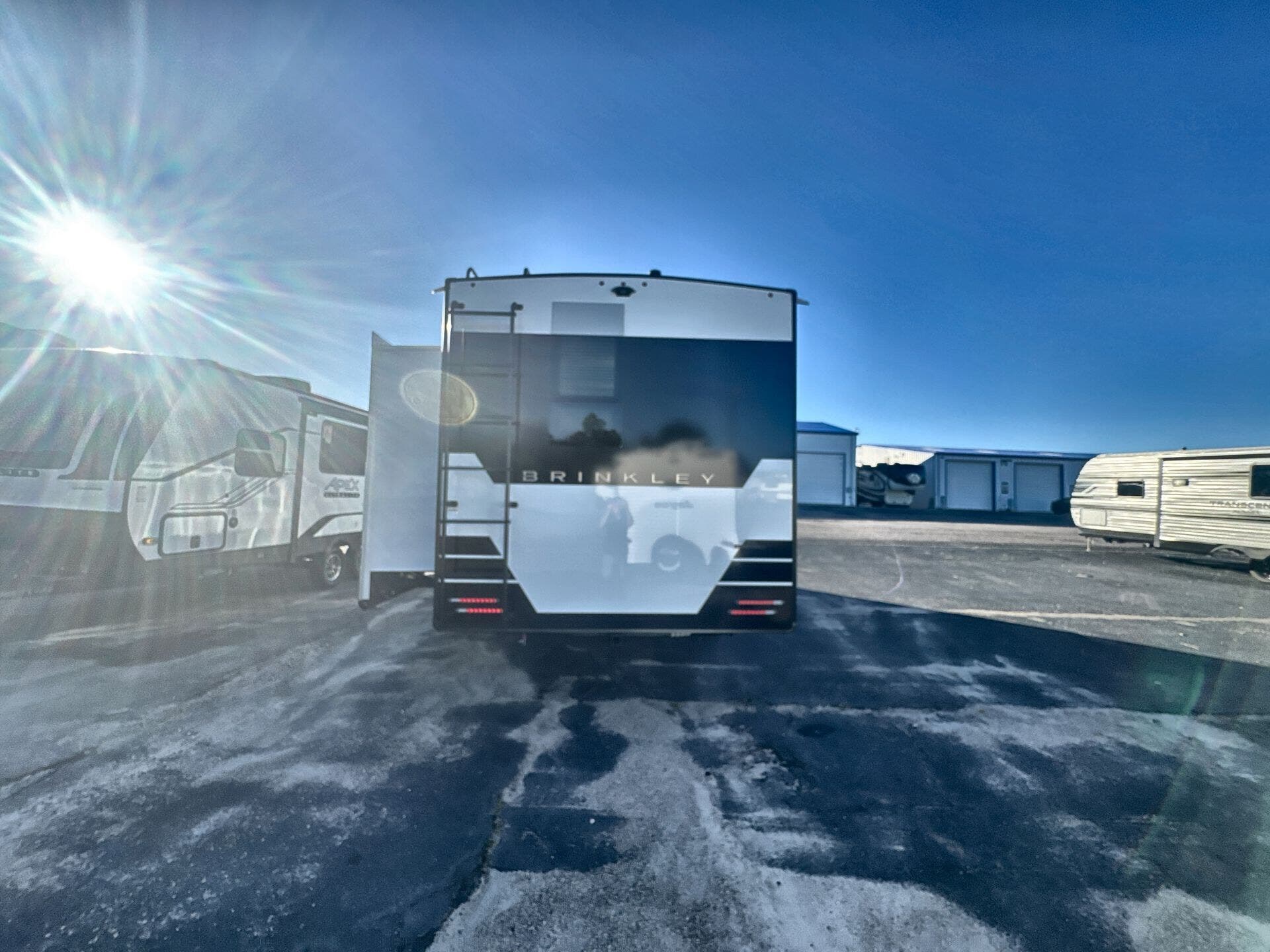 2027 Model I 235 by Brinkley RV from Blue Compass RV Springfield in Strafford, Missouri