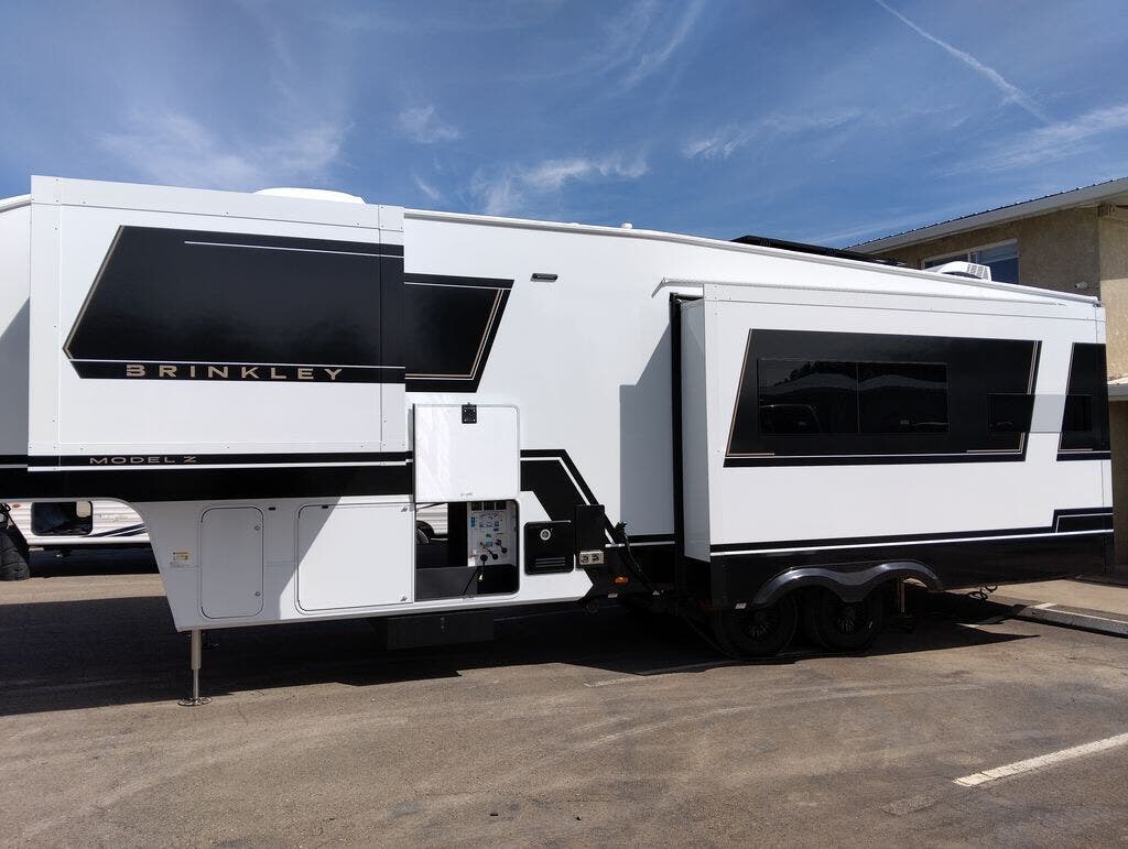 New 2026 Brinkley RV Model Z 3200 available in Strafford, Missouri