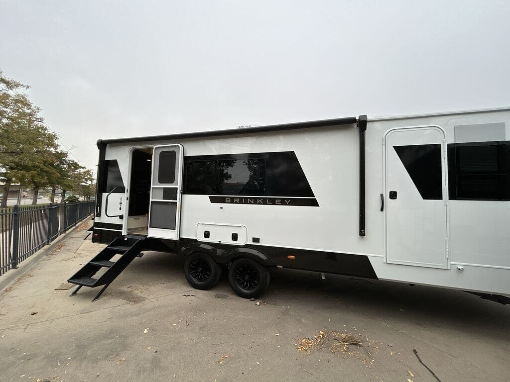 2027 Model Ix 26x by Brinkley RV from Blue Compass RV Springfield in Strafford, Missouri