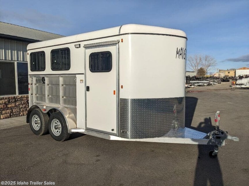 New 2025 Maverick Trailers Maverick Lite Deluxe 2 Horse Trailer available in Buhl, Idaho