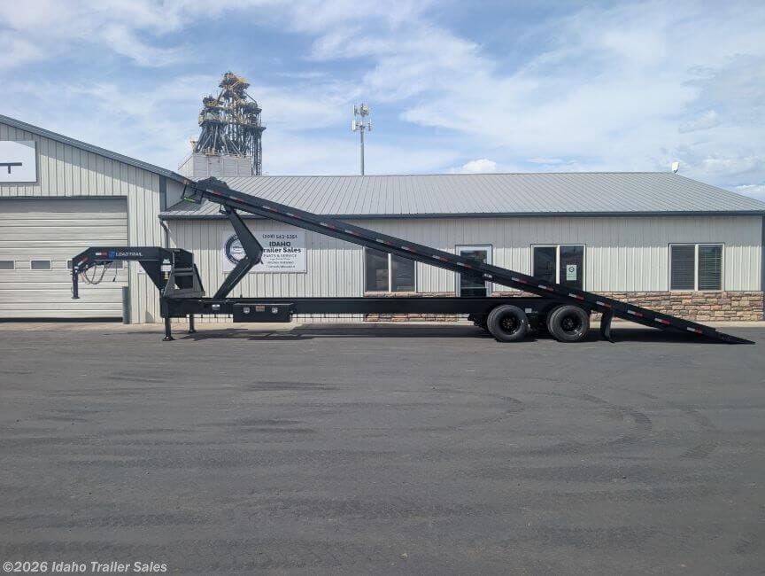 2027 Load Trail GT photo 2