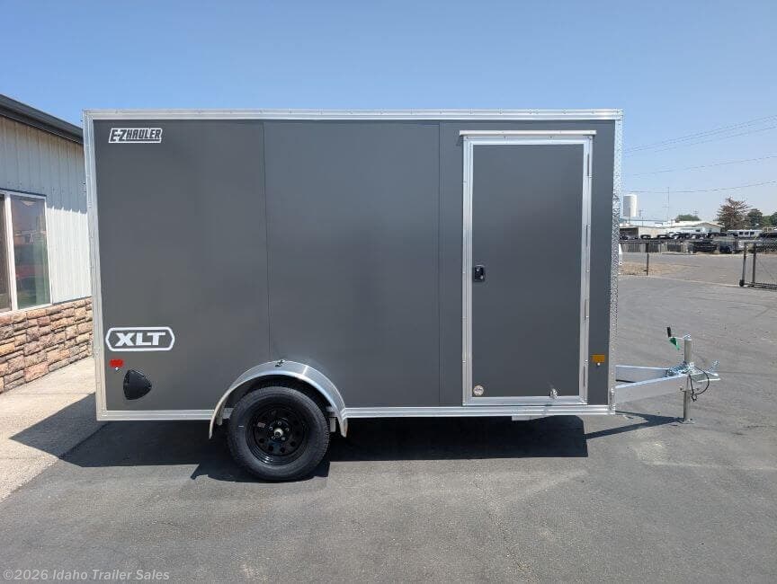 2027 E-Z Hauler photo 2