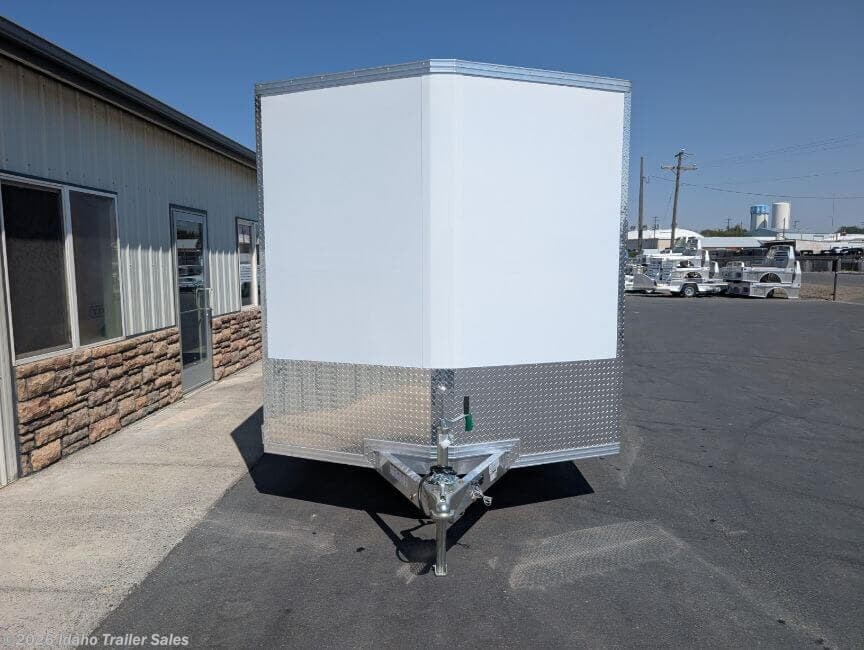 2027 E-Z Hauler XLT photo 3