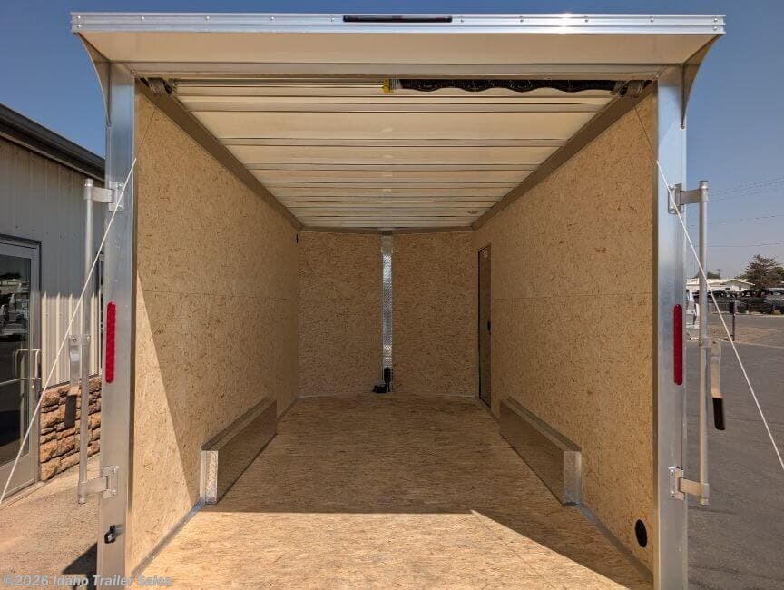 2027 E-Z Hauler XLT photo 8