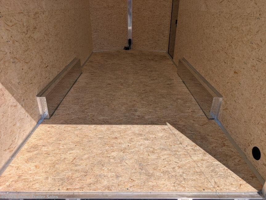 2027 E-Z Hauler XLT photo 9