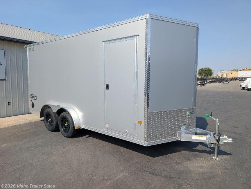 2027 E-Z Hauler XLT