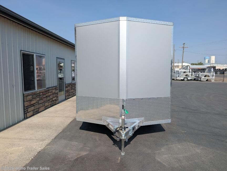 2027 E-Z Hauler XLT photo 3