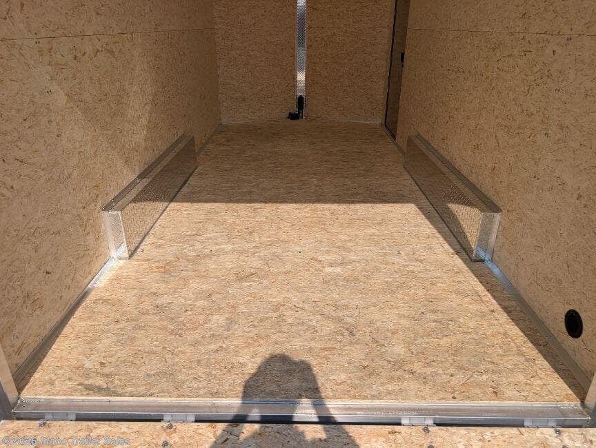 2027 E-Z Hauler XLT photo 9
