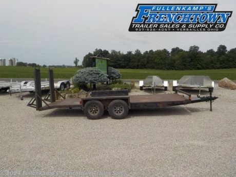 1999 STHB BLACK CAR HAULER, 16&#39; X 82&quot; WIDE STEEL DECK W/ 2&#39; DOVE TAIL W/ 5&#39; STAND UP RAMPS, 6 STAKE POCKETS AND 4 D-RINGS, STEEL FENDERS, 2 5/16&quot; COUPLER W/ SAFETY CHAINS, ELECTRIC BRAKES W/ BREAKAWAY SYSTEM, ST22575R15 TIRES W/ 5 BOLT STEEL WHEELS, TAMDEM AXLES, 7000 GVWR, 1500 APPROX WEIGHT (NO MCO) SN: 5AYFS1822X1000314