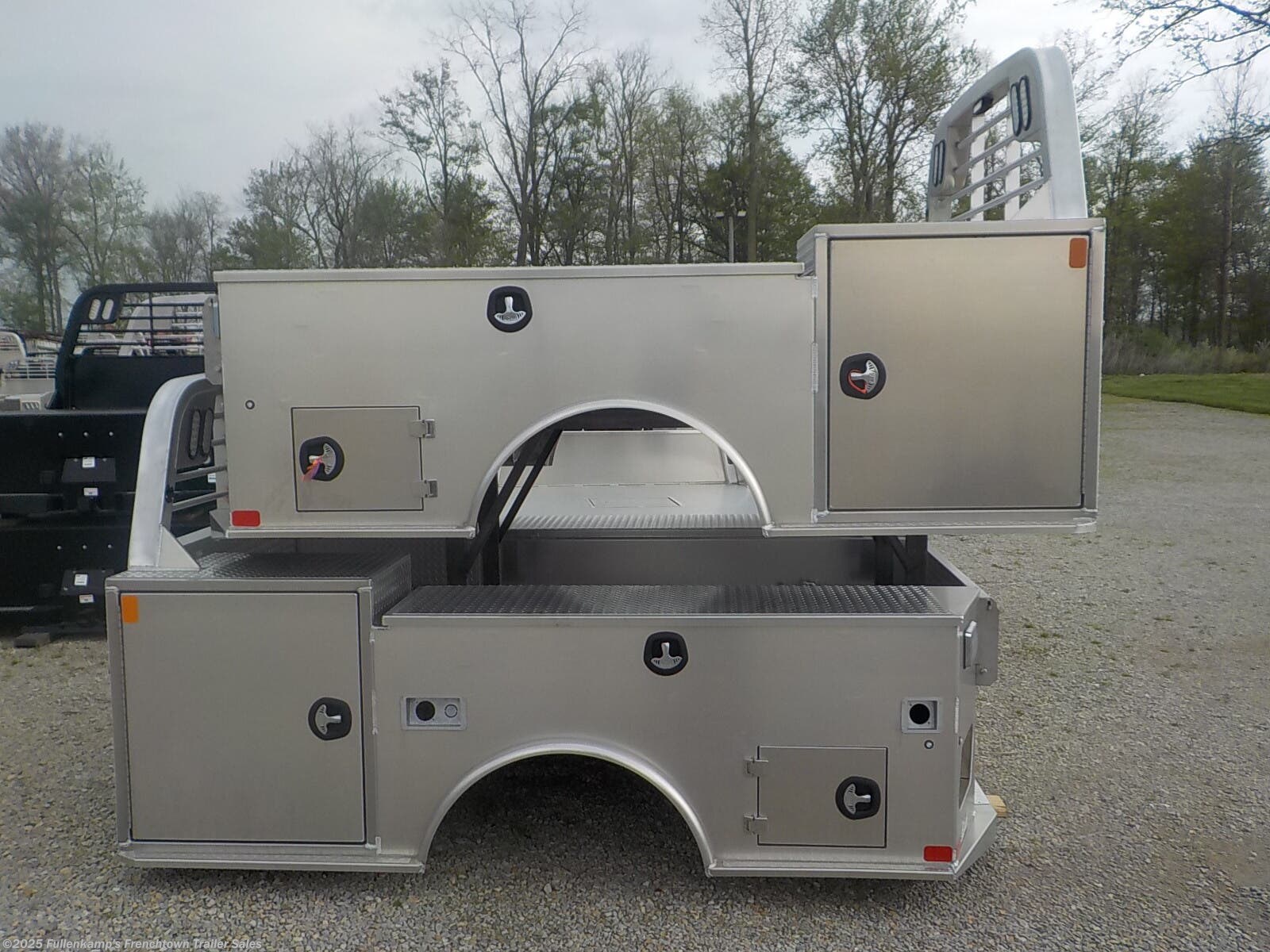 2025 CM Truck Beds ALTM 9'4 X 94 X 60" x 34"