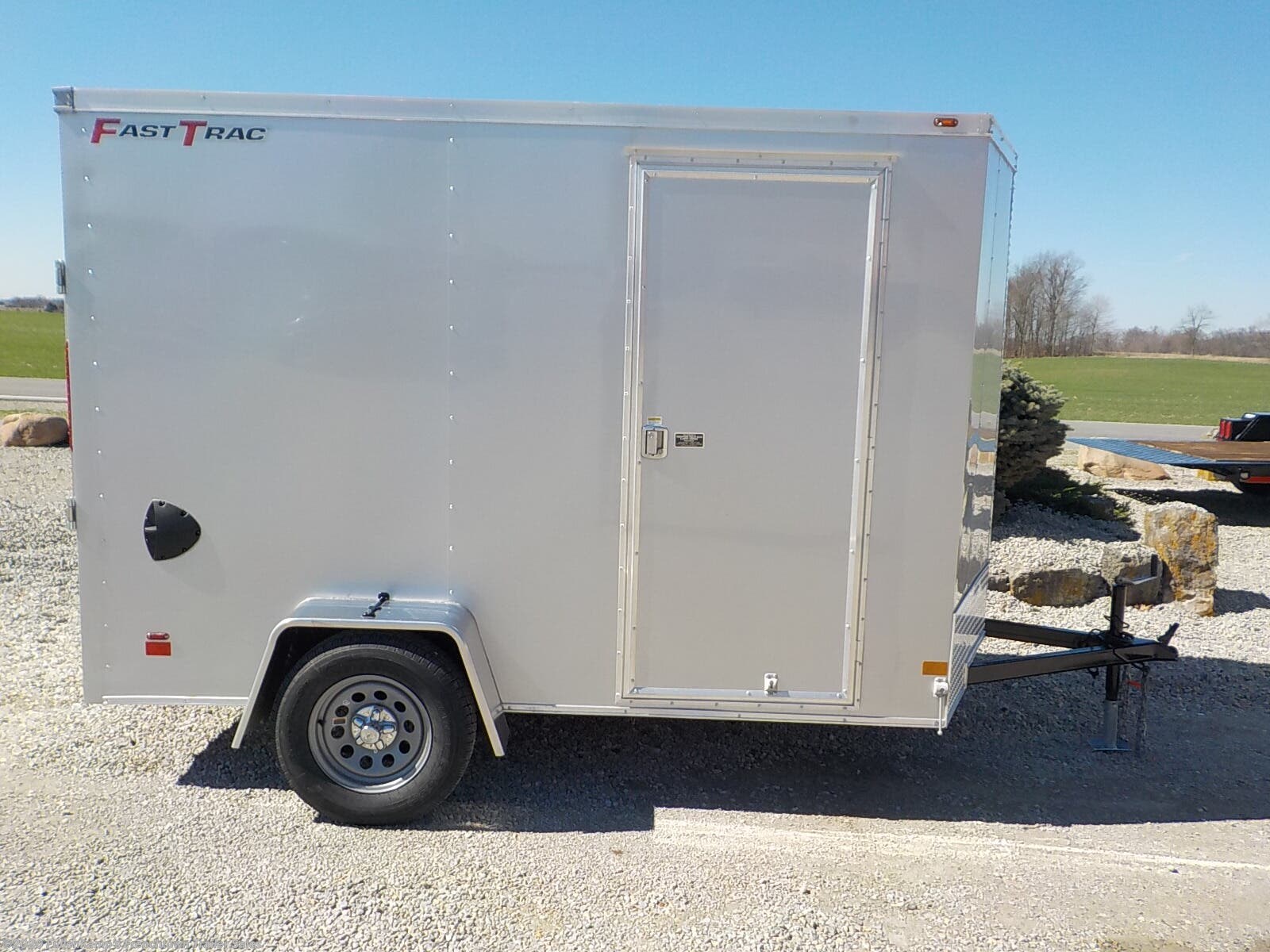 2026 Wells Cargo  FASTTRAC DLX FT610 S2-D