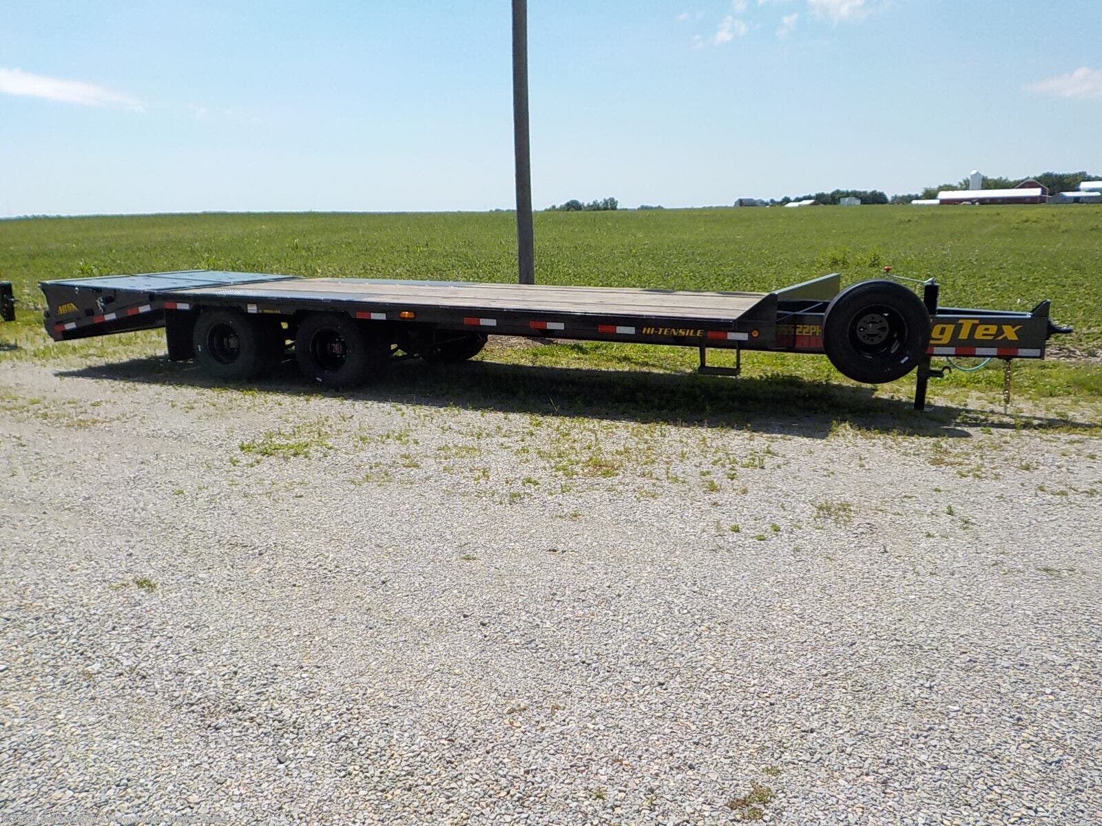 2026 Big Tex 22PH- 20BK + 5 MEGA RAMP