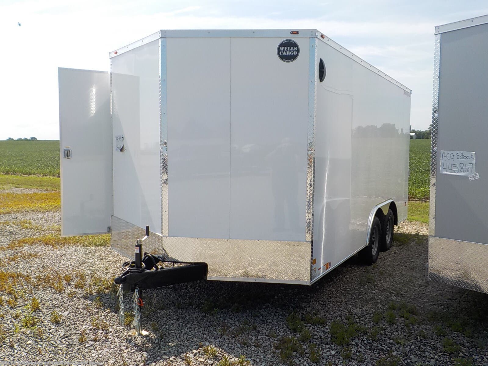 2026 Wells Cargo FASTTRAC DLX   FT8516T2-D  ENCLOSED