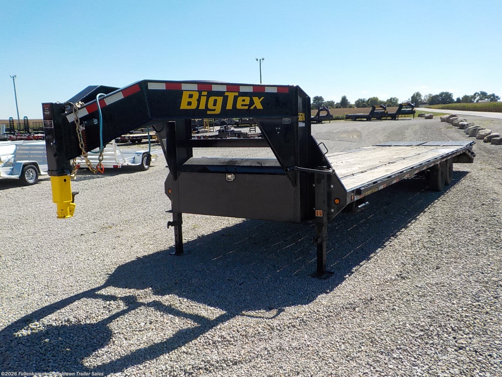 2025 16GN-33D5A-MRBK LO-PRO GOOSENECK FLATBED by Big Tex from Fullenkamp's Frenchtown Trailer Sales in Versailles, Ohio