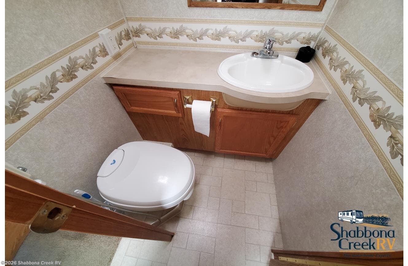 Used 2003 Fleetwood Bounder 32W * available in Atkinson, Illinois