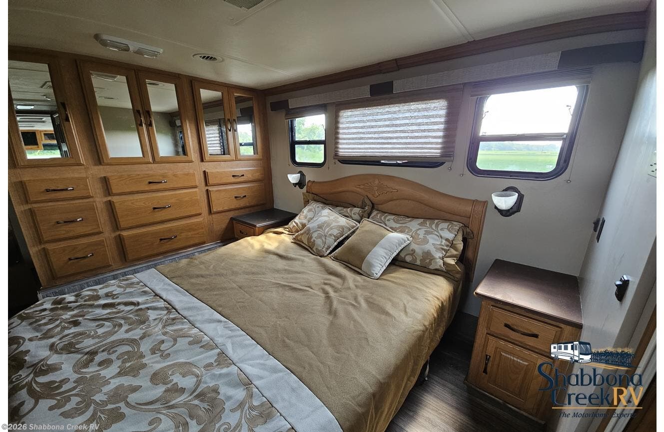 2008 Cross Country 382DS * by Coachmen from Shabbona Creek RV in Atkinson, Illinois