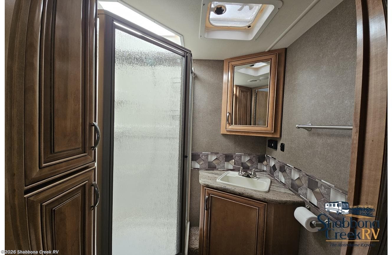 Used 2016 Thor Quantum 31WS * available in Atkinson, Illinois