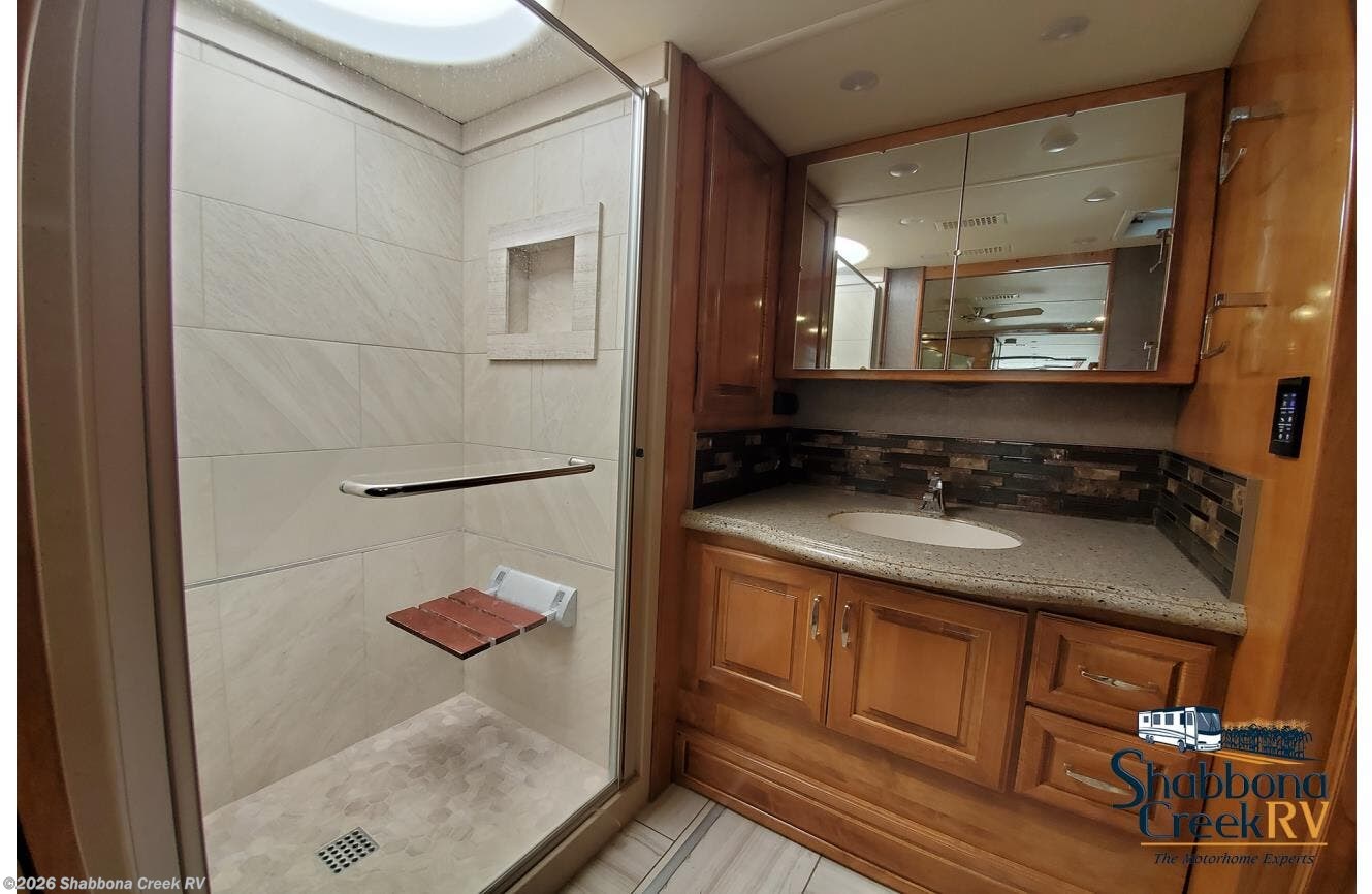 2018 American Coach American Revolution 42G * - Used Class A For Sale by Shabbona Creek RV in Atkinson, Illinois