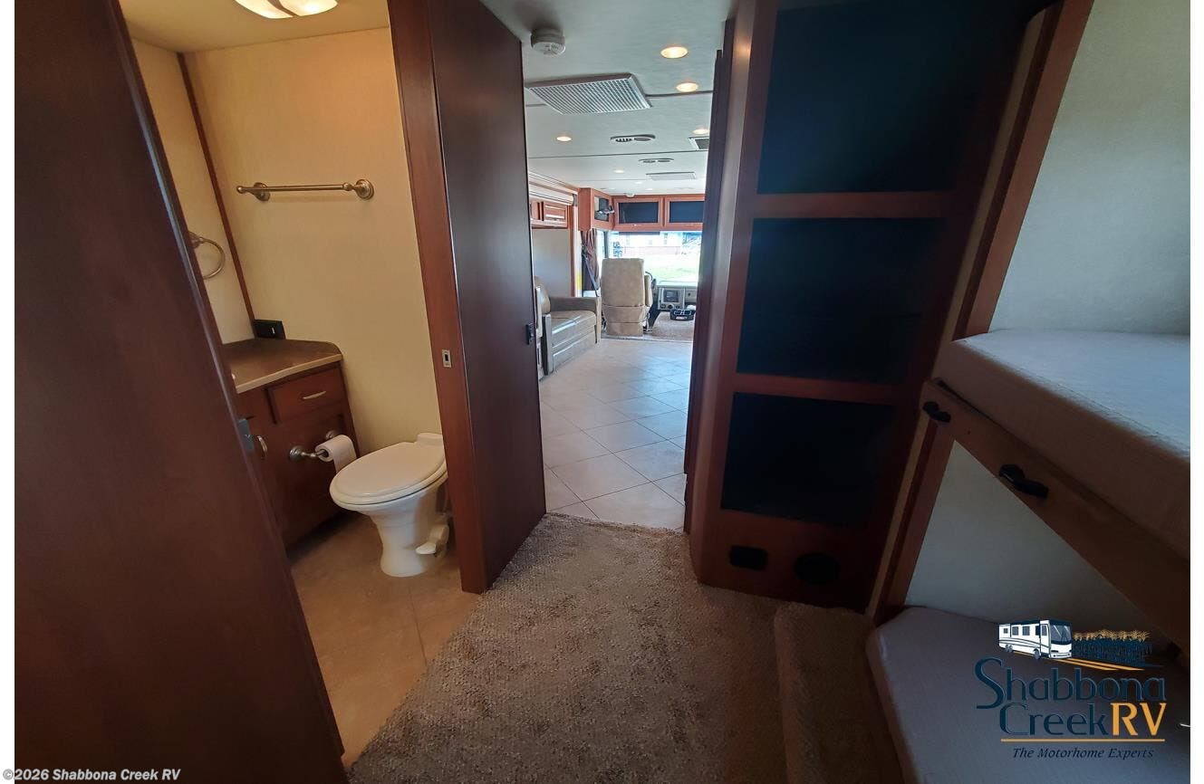 2015 Fleetwood Bounder 34B * - Used Class A For Sale by Shabbona Creek RV in Atkinson, Illinois