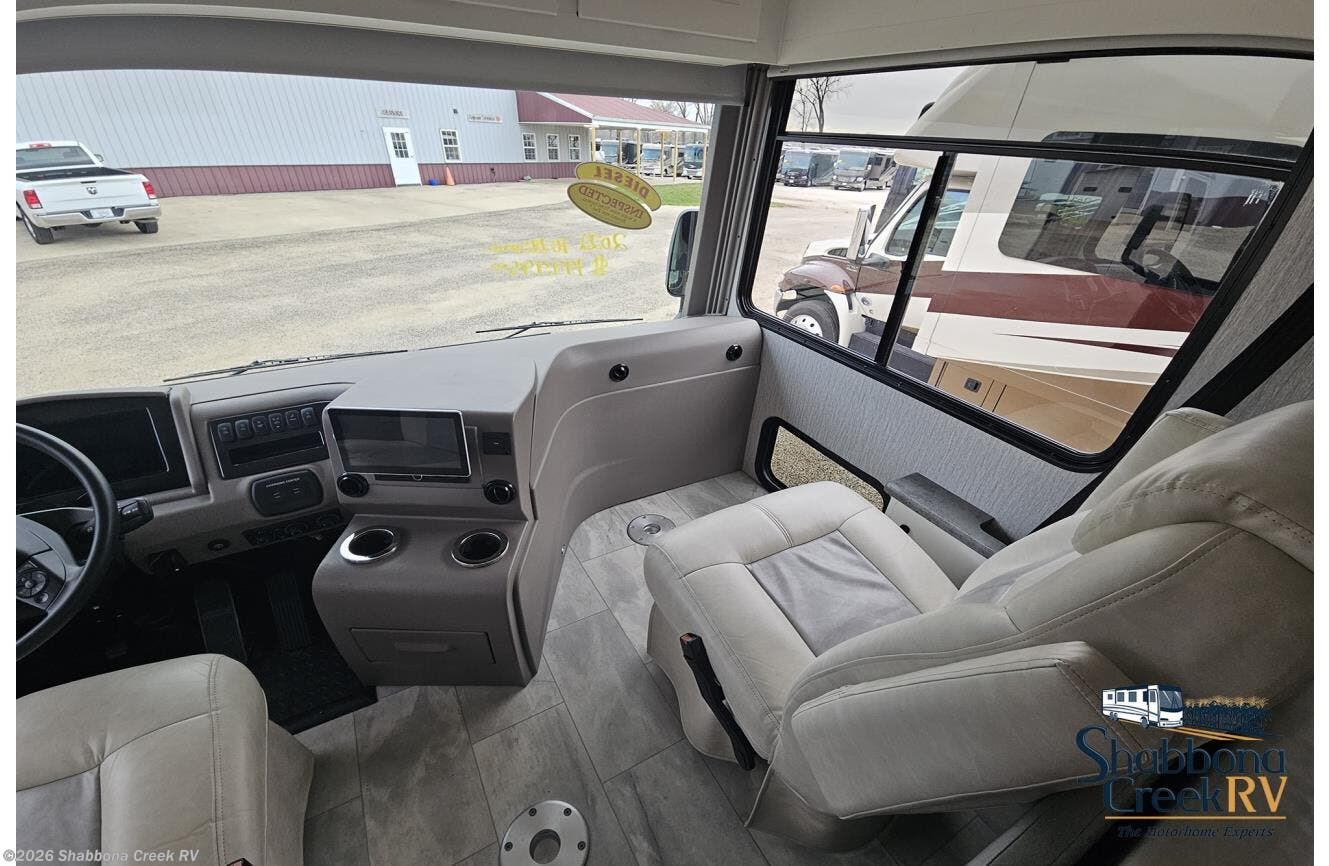 2022 Coachmen Sportscoach 339DS * - Used Class A For Sale by Shabbona Creek RV in Atkinson, Illinois