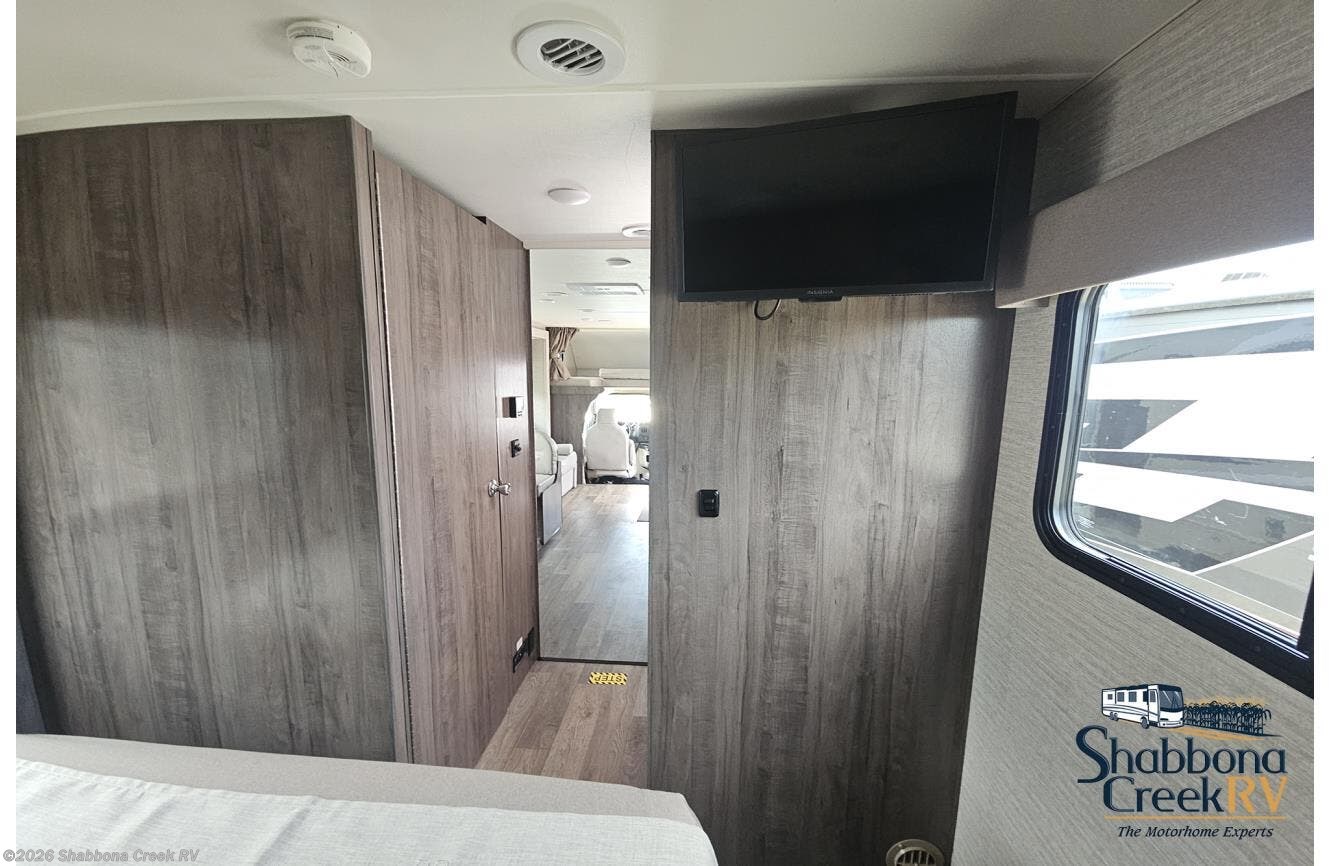 2025 Winnebago Spirit 31K * - Used Class C For Sale by Shabbona Creek RV in Atkinson, Illinois